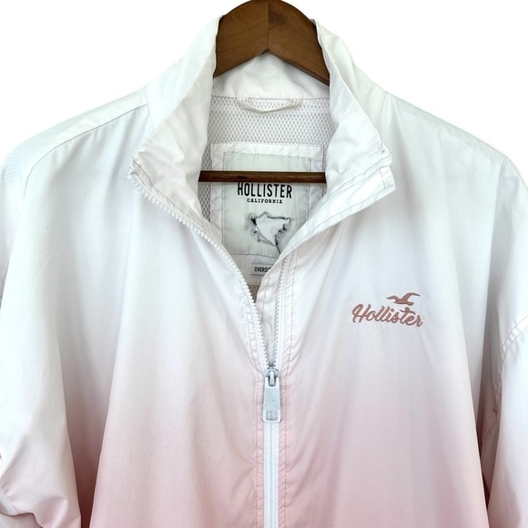 Hollister windbreaker jacket, dolman sleeves, oversized fit, high-low hem - Picture 2 of 15